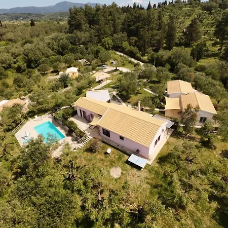 Holiday home Matthaeus Am Corfutrail, Ferienoase Im Olivenhain 3 Km Zum Giannades