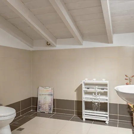 Holiday home House With Private Mini Pool Jacuzzi & *