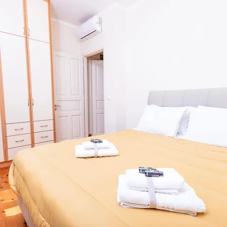 Apartment Mouragia Budget Places