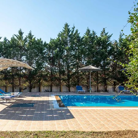 Lefki Limni Retreat 300m From Corfu (city)