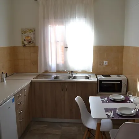 Anna Apartment