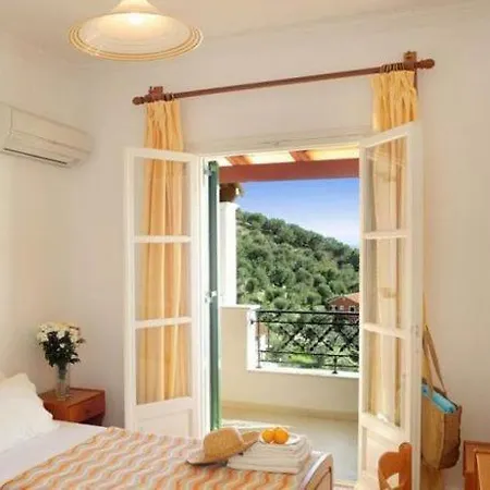 Nestoras 2* Nisaki (Corfu)