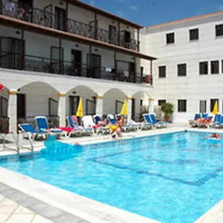 Hotel Lefkimi 2*