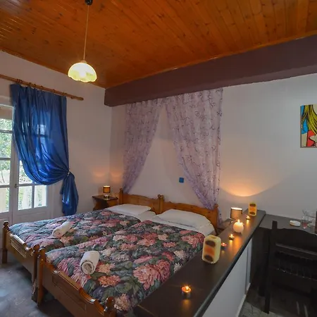 Fridas Garden Apartment