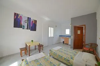 Bertos Hotel 2*