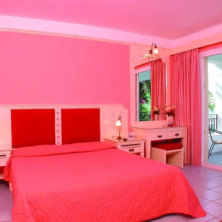 Marilena Hotel 3*