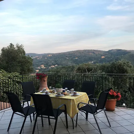 Angelo *