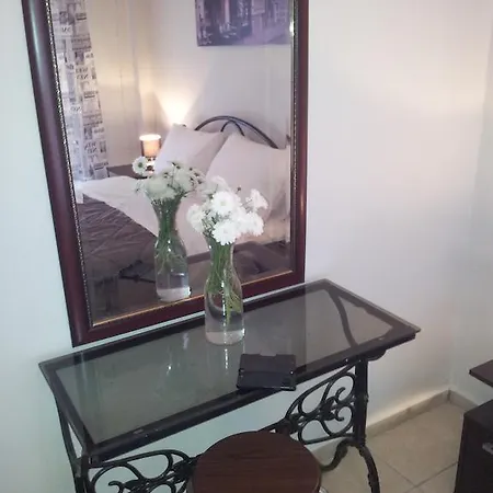 Loukia Apartment *