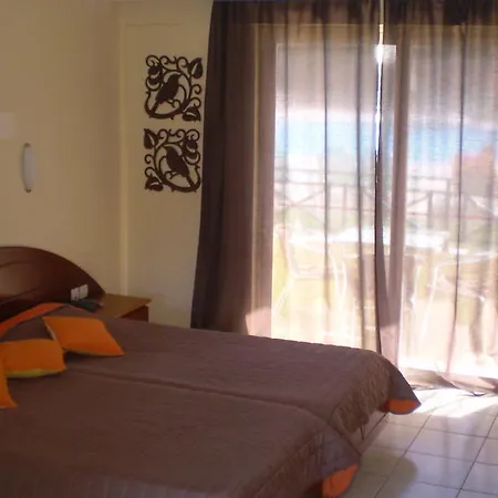 Damia Apts