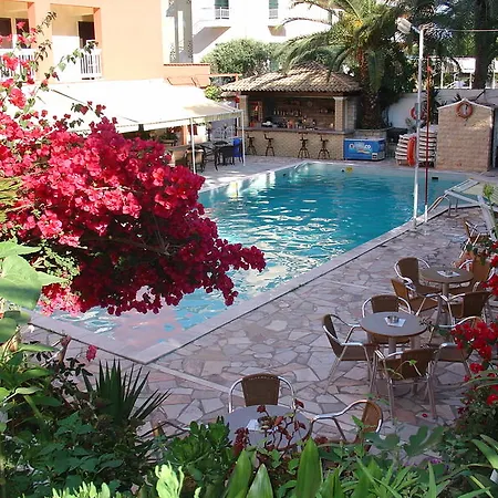Hotel Oasis