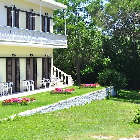 Family Studios Marathias (Corfu)