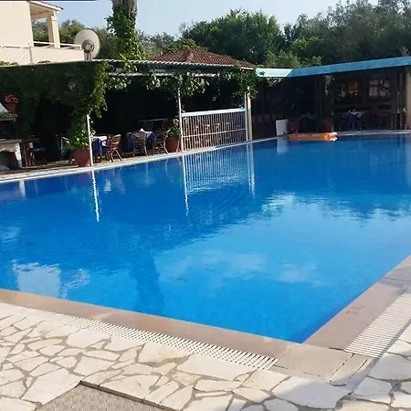 Aparthotel Alexandros