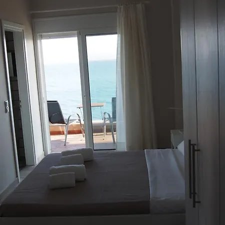 Holiday home Dip In The Blue - 1 *