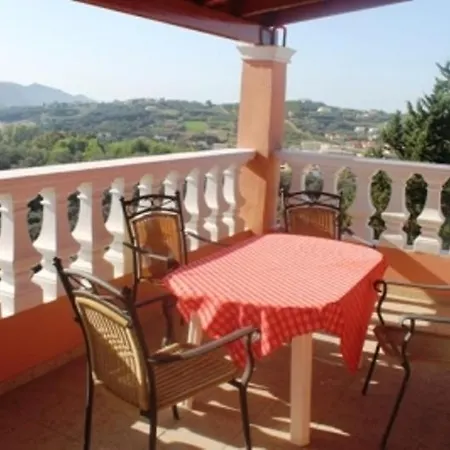 Apartment Leonidas