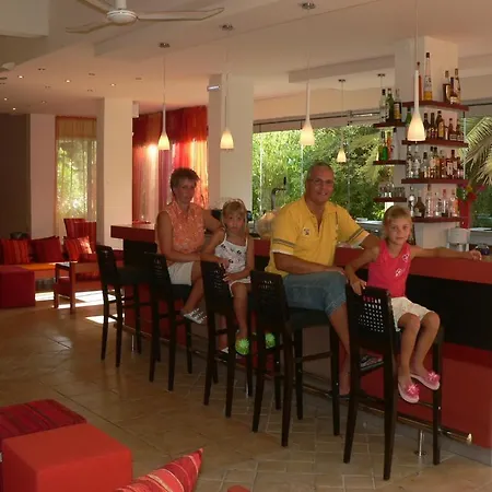 Ipsos Beach Hotel Hotel