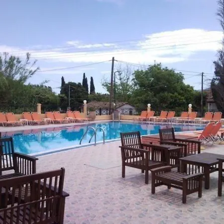 Polyxeni Aparthotel