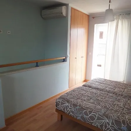 Ekati Maizonettes Kavos