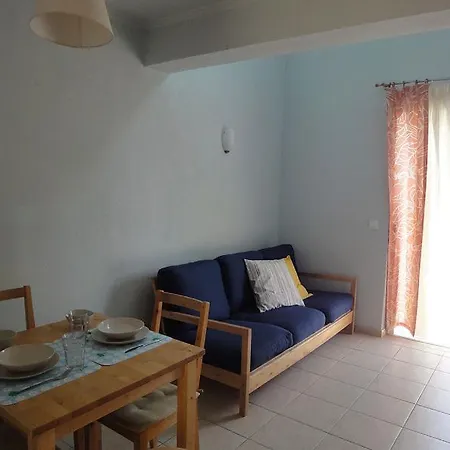 Hotel Ekati Maizonettes 4*