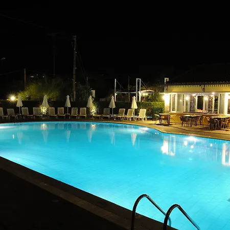 Aparthotel Matoula 3*