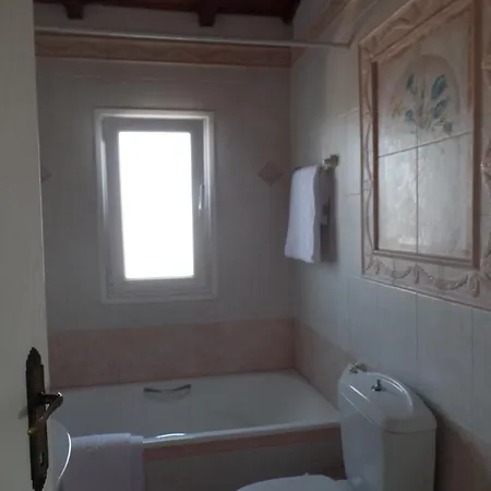 Eleni Apartment Afra