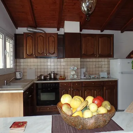 Apartment Eleni Afra