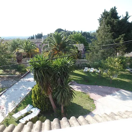 Eleni Apartment Afra