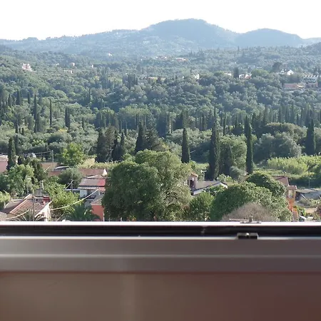 Eleni Apartment Afra