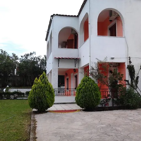 Digkas Apartment *