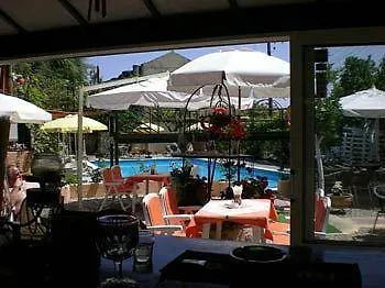 Argo Pool & Bar Benitses (Corfu)