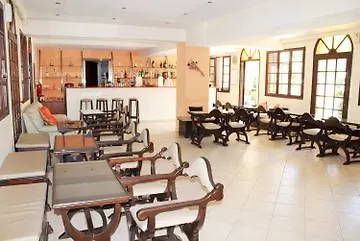 Annaliza Aparthotel 3*