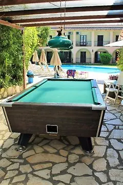 Annaliza Aparthotel 3*