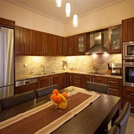 Villa Villa Pelekas *
