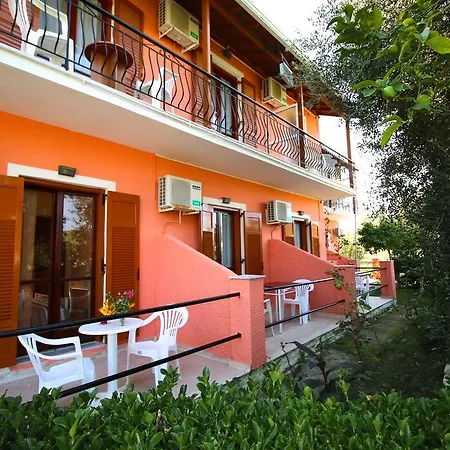Adriana Studios Apartment Perivolion