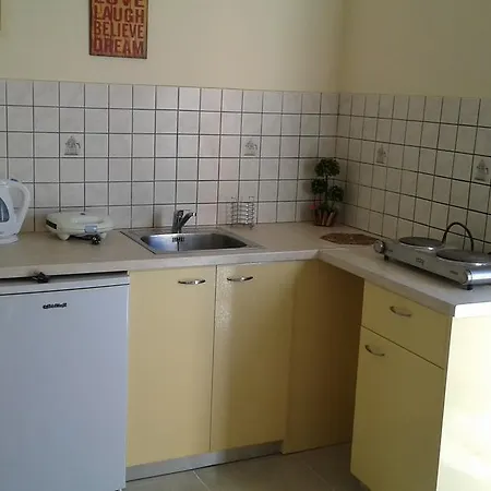 Elena Apartment *