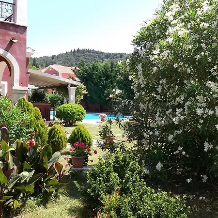 De Loulia Hotel Peroulades (Corfu)