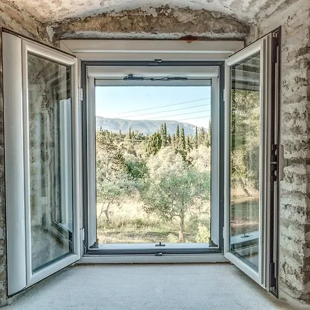Ktima Loumoumba, Private Villa *