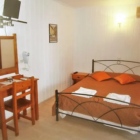 Pantazis Apartment