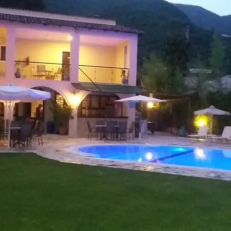 Annaliza Aparthotel