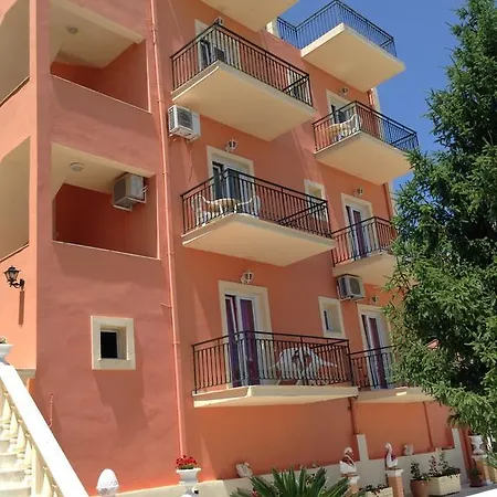 Corfu Sunflower Apartment Benitses (Corfu)