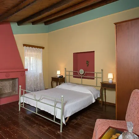 Hotel De Loulia 4*