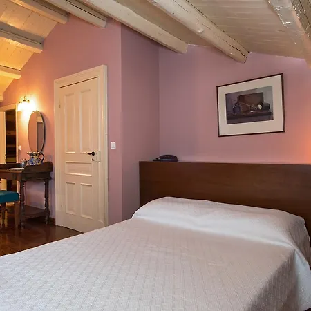 De Loulia 4* Peroulades (Corfu)