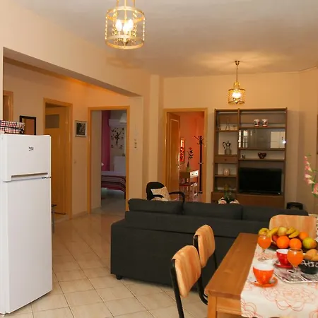 Tritsa House, 3-bedroom Next To Corfu Town And Airport * Corfu (city)