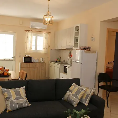 Apartment Tritsa House, 3-bedroom Next To Corfu Town And Airport