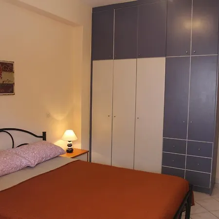 Apartment Tritsa House, 3-bedroom Next To Corfu Town And Airport