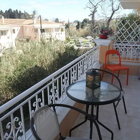 Tritsa House, 3-bedroom Next To Corfu Town And Airport Apartment *