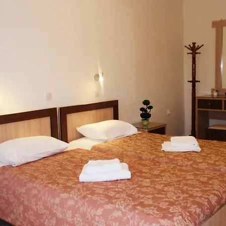 Santa Barbara Lakis