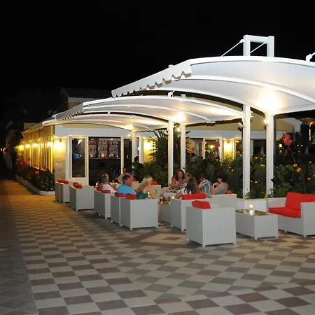Aparthotel Matoula Acharavi (Corfu)