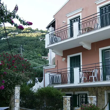 Garneli Apartment *