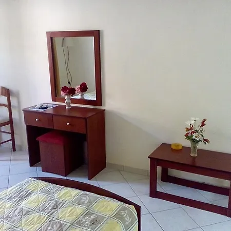 Apartment Marika Garden Studios *