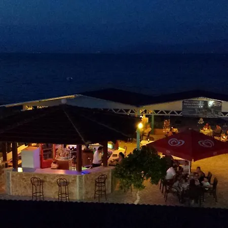 Nikolas Club 2*